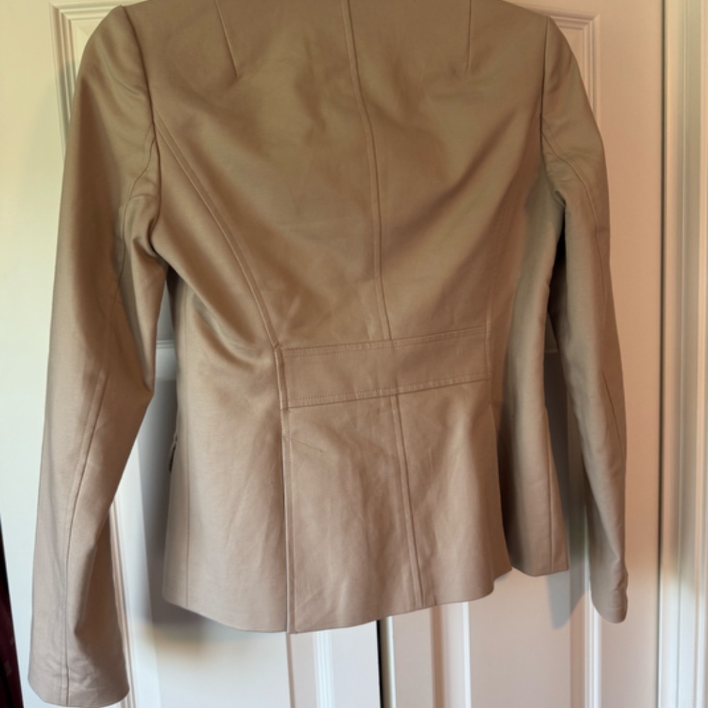 Women's size 0 Banana republic tan blazer - Picture 3 of 3